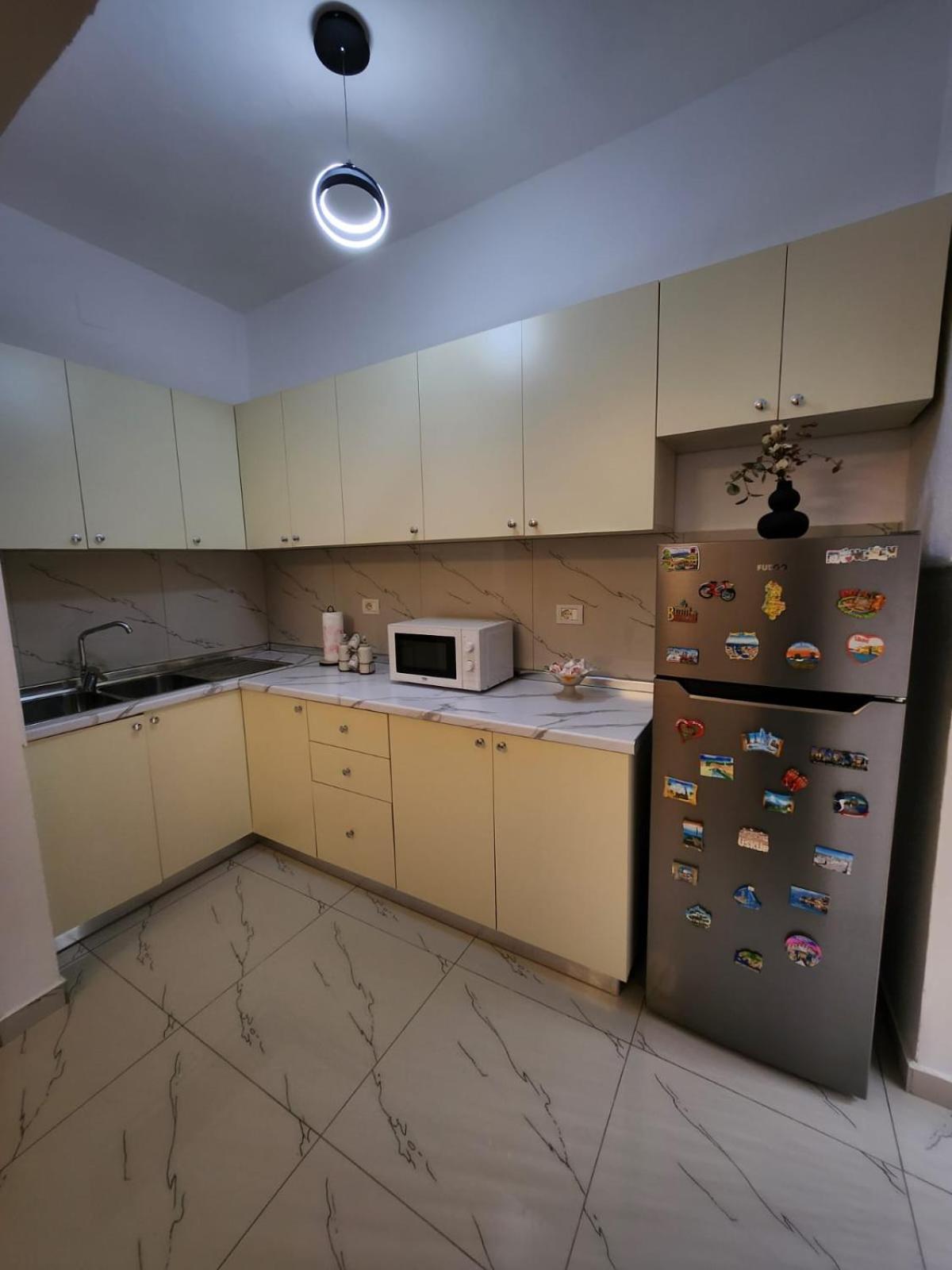 Nevi Apartment Tirana Esterno foto